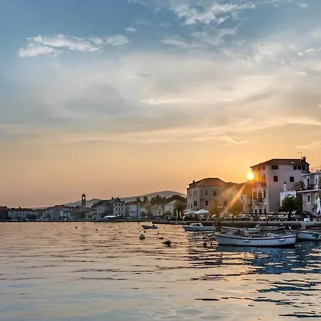 Antina Kaštel Stari