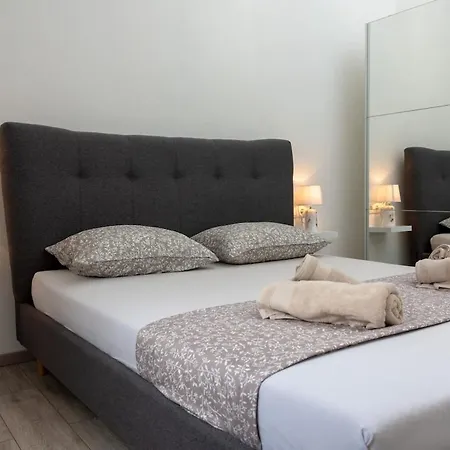 Antina * Kaštel Stari