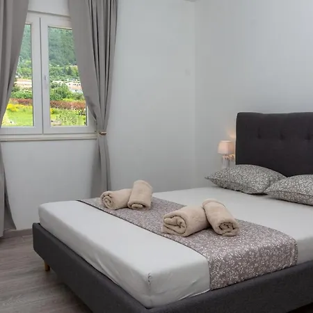 Antina Apartment *