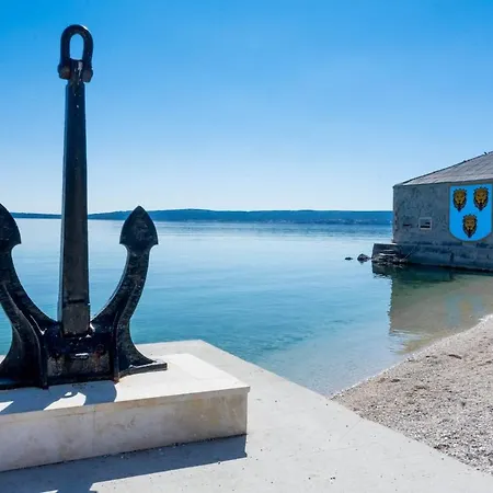 Antina Apartment Kastel Stari