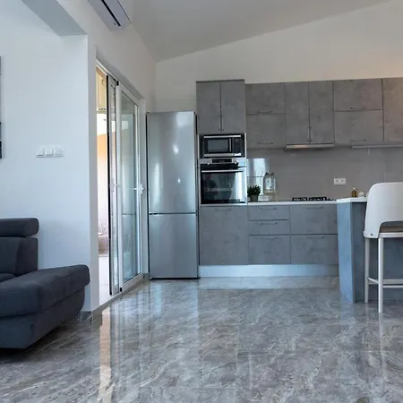 Apartment Antina