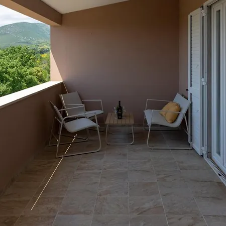 Antina Apartment