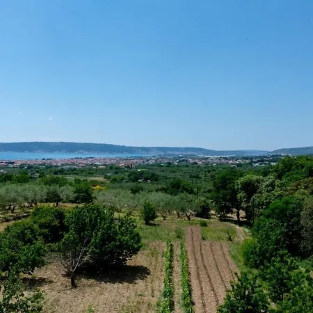 Apartment Antina Kastel Stari